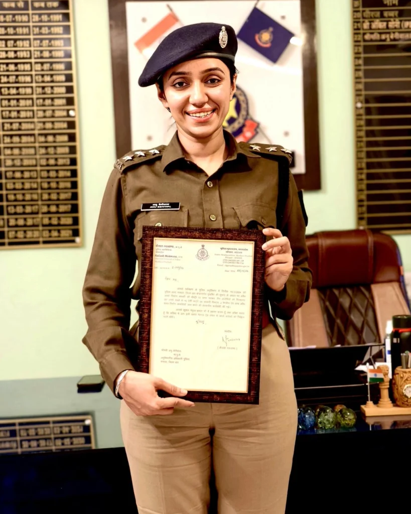 Anu Beniwal IPS Family