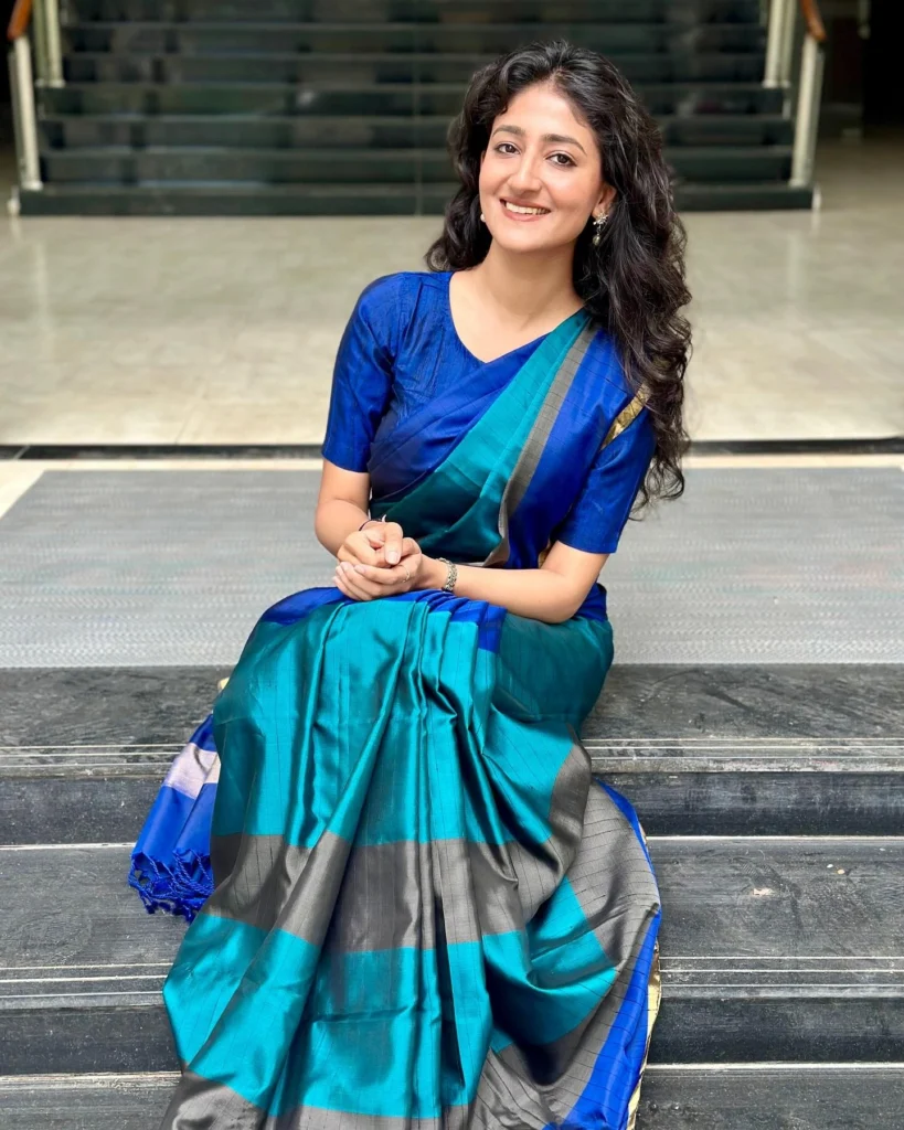 Neha Byadwal Ias