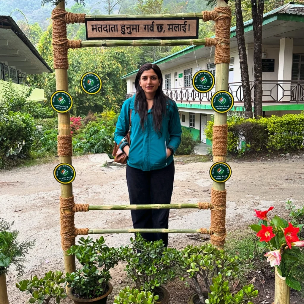 IAS Pari Bishnoi Education Qualification