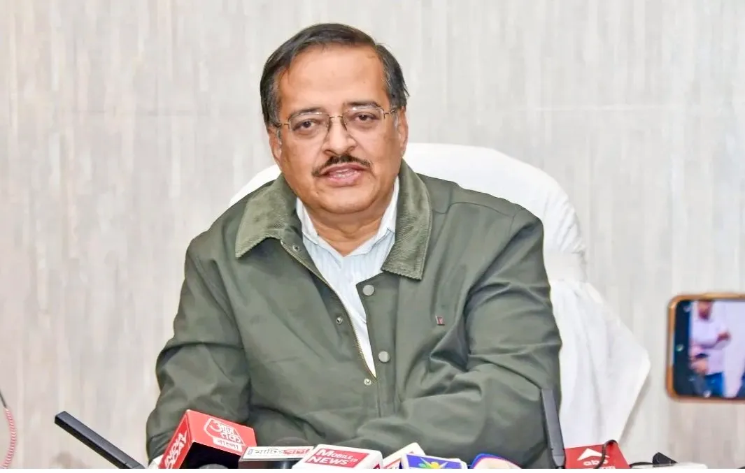 Subrata Gupta IAS Age